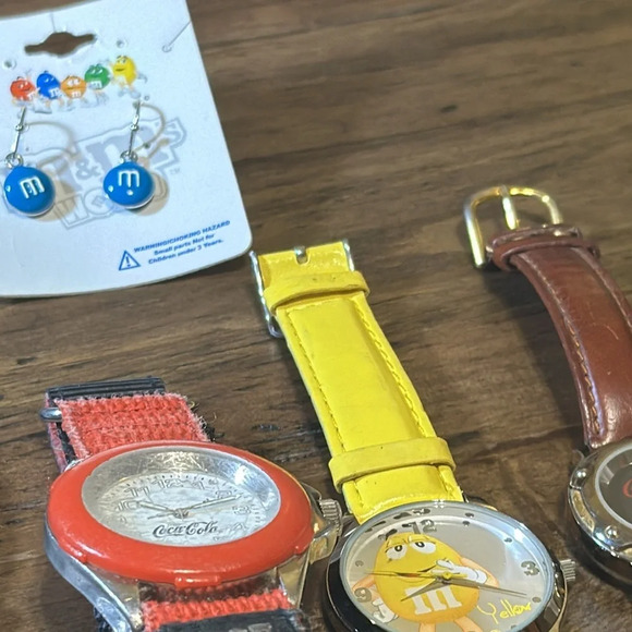 VTG Jewelry Lot Bundle of 7 Count Pieces (6 Watches & 1 Set Ear Ring ASS. style - Picture 13 of 16